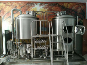 福建精酿酒馆小型日产1500升的精酿啤酒设备 啤酒糖化设备